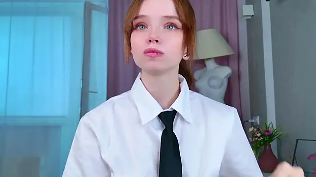 b4by LoL1 online show from September 13, 11:21 am