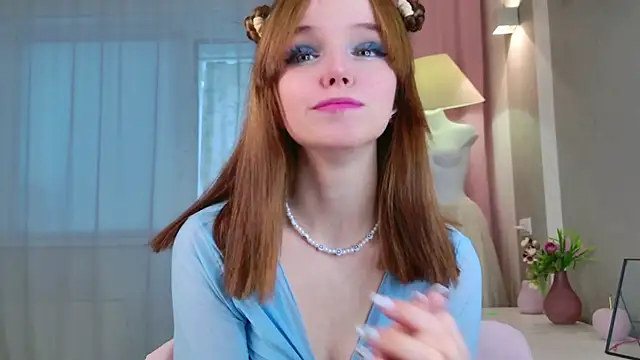 b4by LoL1 online show from October 11, 6:58 am