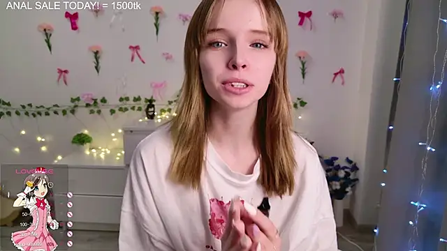 b4by LoL1 online show from March 22, 6:25 pm