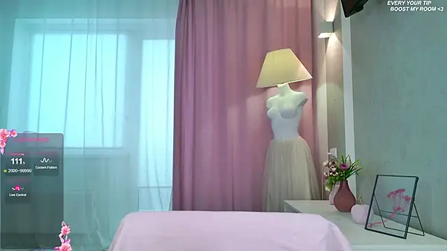 b4by LoL1 online show from September 19, 5:33 am