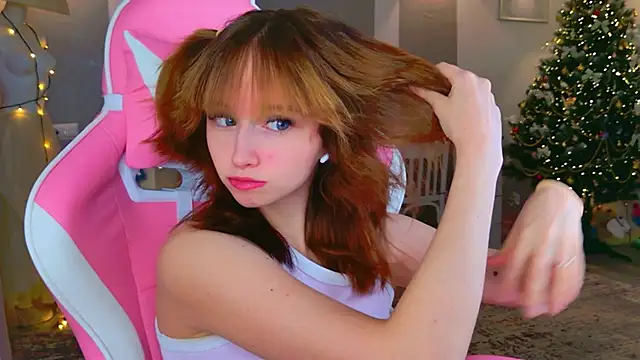 b4by LoL1 online show from January 9, 4:47 pm