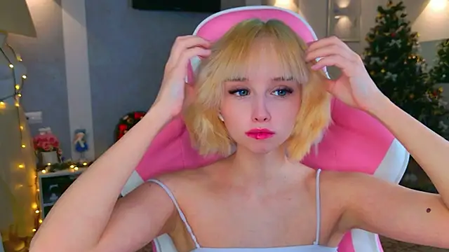 b4by LoL1 online show from January 13, 2:54 pm