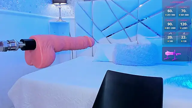 LYEN RAE online show from December 22, 4:12 am