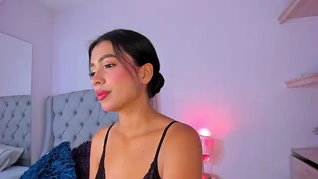 TianaReedd online show from September 9, 12:47 pm