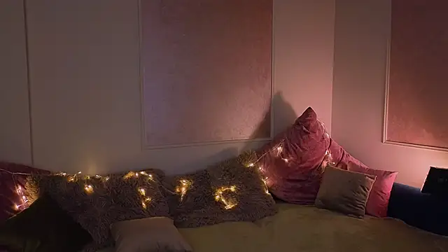 tomorrows day online show from November 22, 9:13 pm