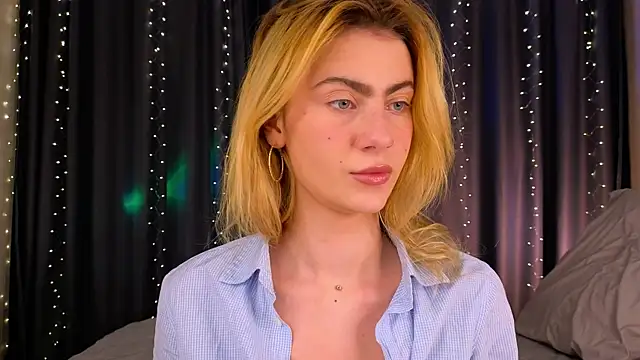 tomorrows day online show from April 19, 9:50 pm