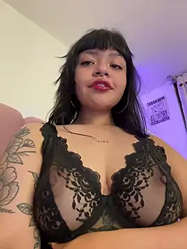 Ashley Chriss online show from February 2, 8:24 am