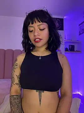 Ashley Chriss online show from March 22, 3:09 am