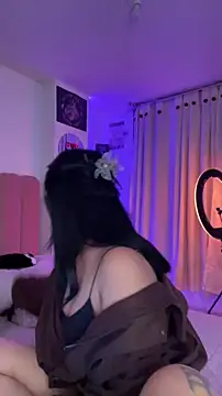 Snapshot of Ashley_Chriss chatting on January 7, 5:56 am Ashley Chriss online show from January 7, 5:56 am