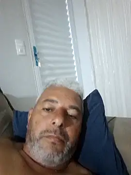 gordonunes online show from May 17, 9:48 pm