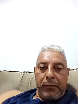 gordonunes online show from May 8, 11:30 pm