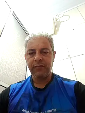 gordonunes online show from February 12, 10:48 am