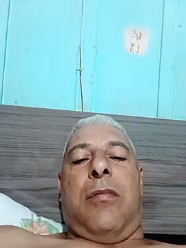 gordonunes online show from December 1, 4:57 am