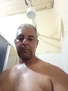 gordonunes online show from December 19, 3:43 am