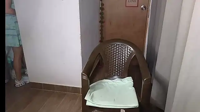 Snapshot of hikary_hall chatting on November 21, 4:33 am hikary hall online show from November 21, 4:33 am