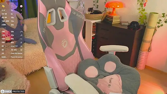 Snapshot of _ChocoMao_ chatting on December 13, 8:04 pm ChocoMao online show from December 13, 8:04 pm