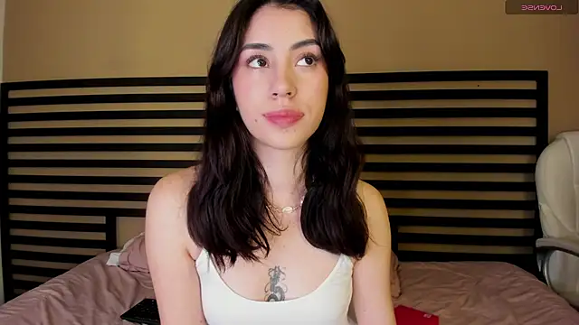 Catyloves online show from November 5, 9:29 pm