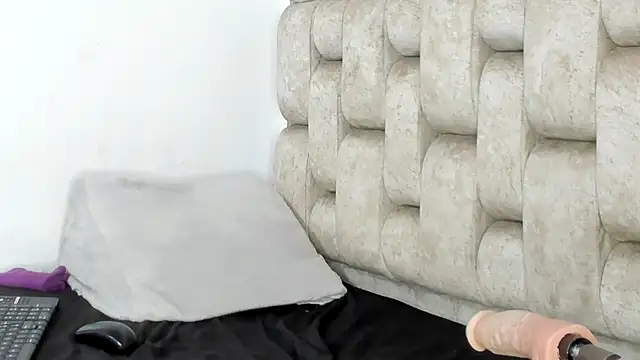 Sophia-Smith2 online show from March 2, 3:07 am