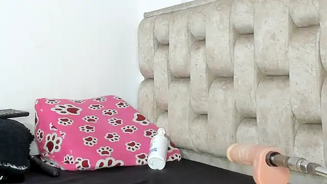 Sophia-Smith2 online show from February 20, 11:06 pm