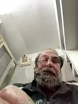 ros217 online show from April 3, 2:23 pm