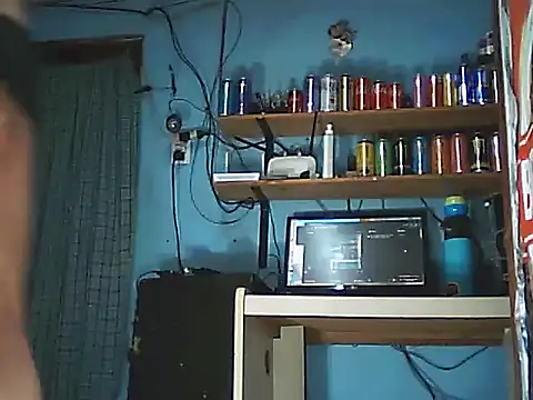 Snapshot of mariaputa@xh chatting on May 7, 5:11 am mariaputaxh online show from May 7, 5:11 am