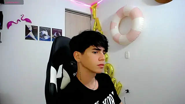 Snapshot of Tayson_Rivers chatting on September 12, 12:22 am Tayson Rivers online show from September 12, 12:22 am