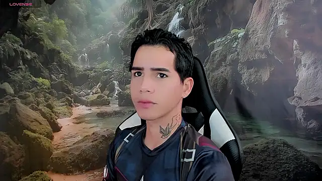 Snapshot of Tayson_Rivers chatting on February 24, 1:45 pm Tayson Rivers online show from February 24, 1:45 pm