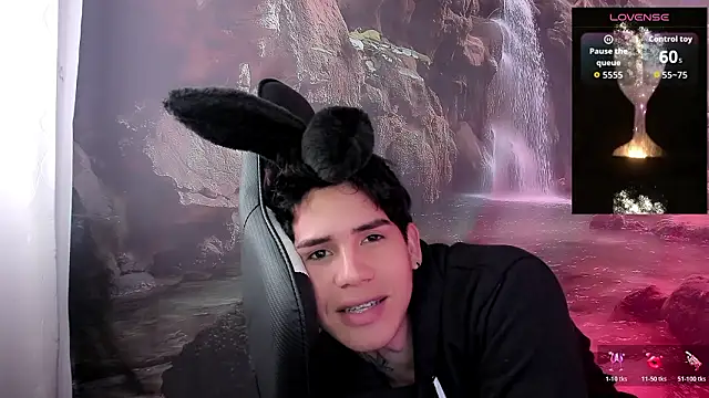 Snapshot of Tayson_Rivers chatting on February 17, 1:30 pm Tayson Rivers online show from February 17, 1:30 pm