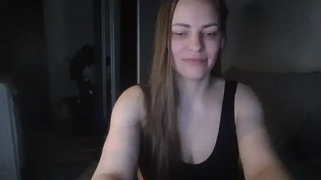 Snapshot of AnnaDiamond1 chatting on May 9, 11:19 pm AnnaDiamond1 online show from May 9, 11:19 pm