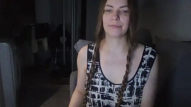 AnnaDiamond1 online show from April 4, 11:44 pm