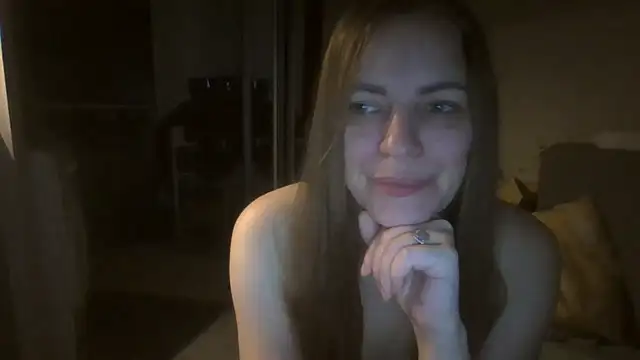 AnnaDiamond1 online show from December 14, 1:23 am