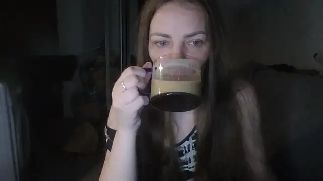 Snapshot of AnnaDiamond1 chatting on May 22, 8:51 pm AnnaDiamond1 online show from May 22, 8:51 pm
