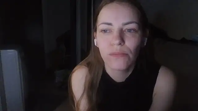 Snapshot of AnnaDiamond1 chatting on May 31, 12:49 am AnnaDiamond1 online show from May 31, 12:49 am