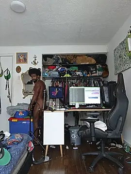 Snapshot of Siriss_boyrag chatting on June 10, 2:51 pm Siriss boyrag online show from June 10, 2:51 pm