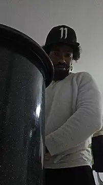 Snapshot of Siriss_boyrag chatting on October 8, 1:51 am Siriss boyrag online show from October 8, 1:51 am