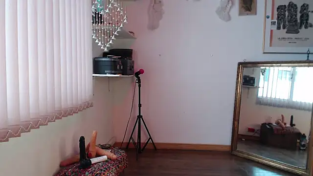 Snapshot of Siriss_boyrag chatting on September 20, 2:22 pm Siriss boyrag online show from September 20, 2:22 pm