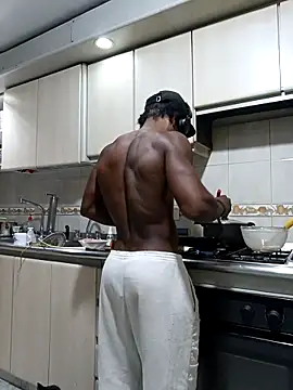 Snapshot of Siriss_boyrag chatting on November 7, 4:28 am Siriss boyrag online show from November 7, 4:28 am