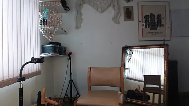 Snapshot of Siriss_boyrag chatting on September 19, 1:59 pm Siriss boyrag online show from September 19, 1:59 pm