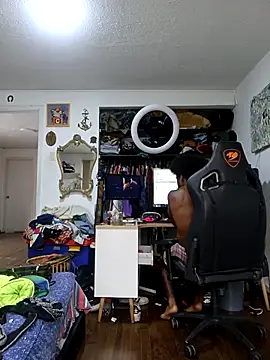 Siriss boyrag online show from April 9, 1:28 pm