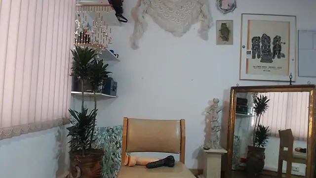 Snapshot of Siriss_boyrag chatting on September 27, 2:12 pm Siriss boyrag online show from September 27, 2:12 pm