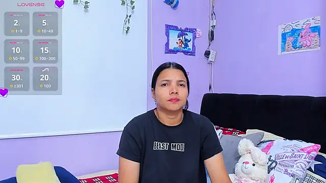 sara mendez2 online show from October 14, 11:14 pm