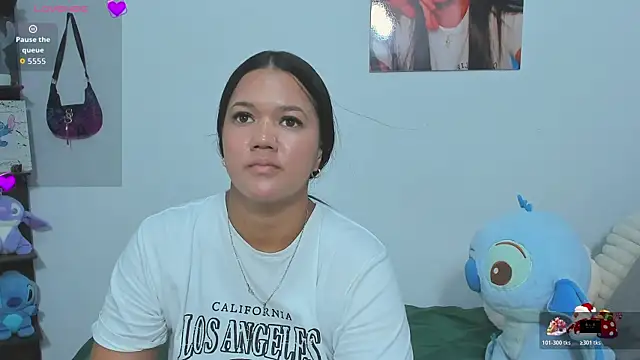 sara mendez2 online show from April 7, 11:39 pm