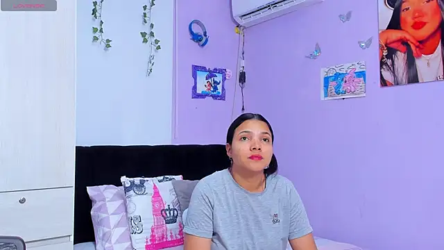 sara mendez2 online show from September 13, 10:54 pm