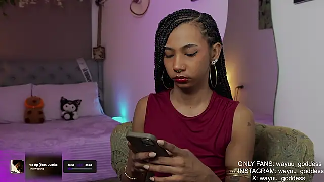 wayuu-goddess online show from November 25, 12:05 pm