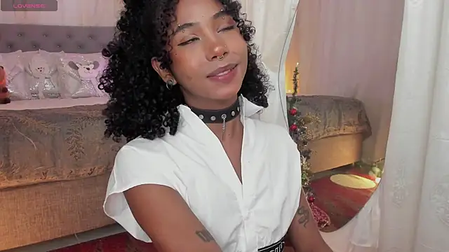 Snapshot of wayuu-goddess chatting on December 4, 3:15 pm wayuu-goddess online show from December 4, 3:15 pm