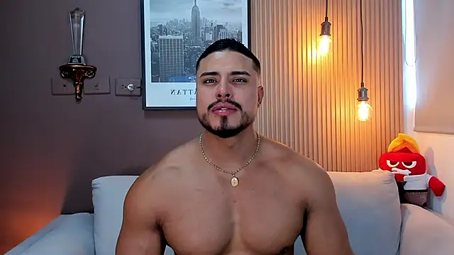 Snapshot of ApoloMakris chatting on September 29, 7:52 pm ApoloMakris online show from September 29, 7:52 pm