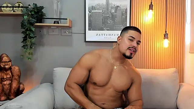 Snapshot of ApoloMakris chatting on October 15, 8:17 pm ApoloMakris online show from October 15, 8:17 pm
