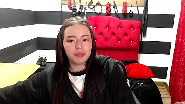 Snapshot of Marian_Ran chatting on February 17, 10:07 am Marian Ran online show from February 17, 10:07 am