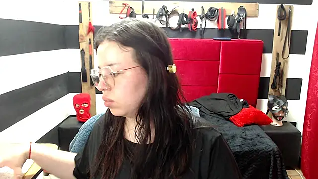 Snapshot of Marian_Ran chatting on March 18, 5:45 am Marian Ran online show from March 18, 5:45 am