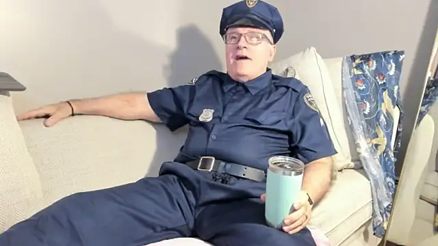 dantes lion online show from November 1, 6:19 am